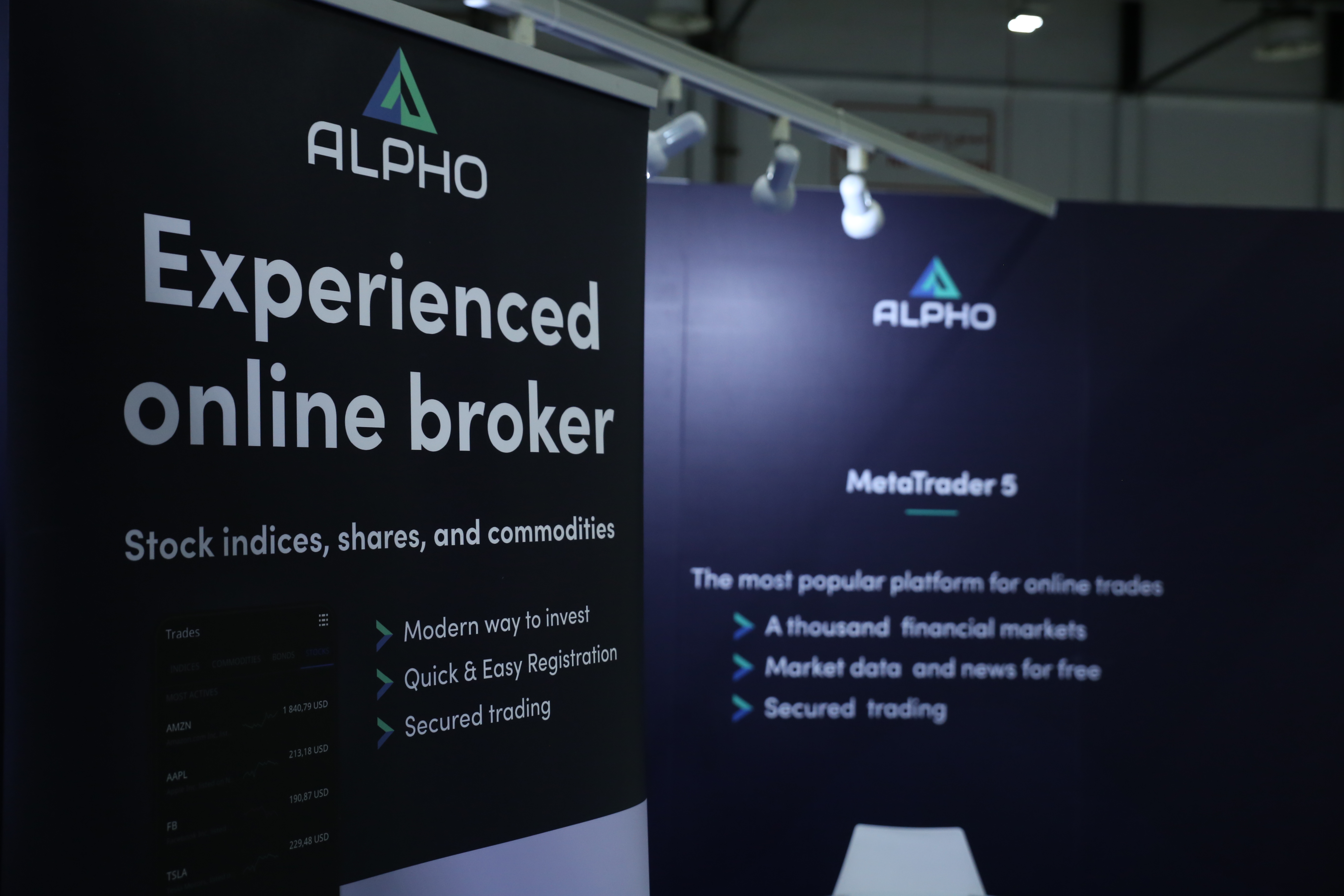 Alpho Wins Best CFDs Broker Award at Forex Expo in Dubai 2020
